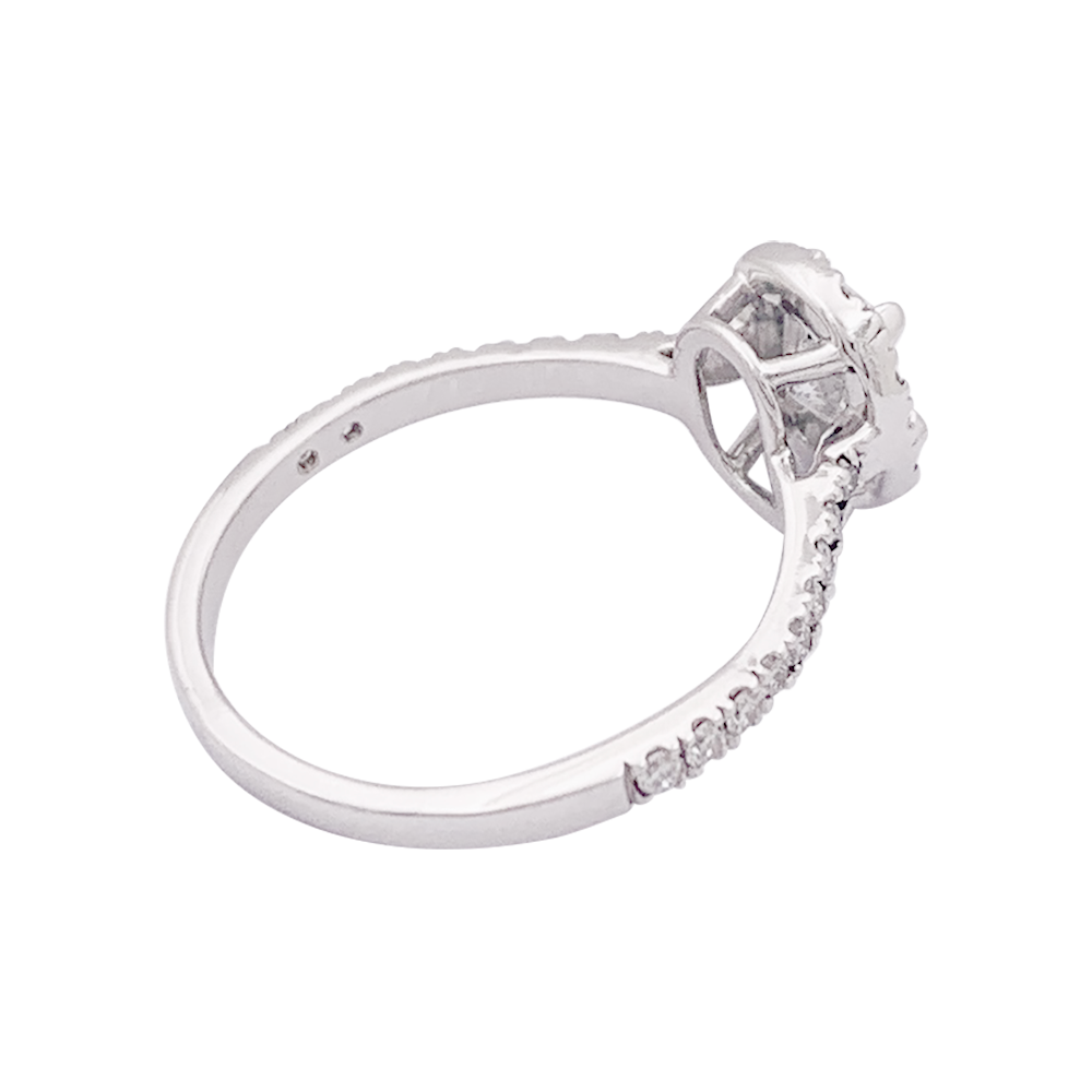 Bague solitaire or blanc, diamant 0,73 carat. 6
