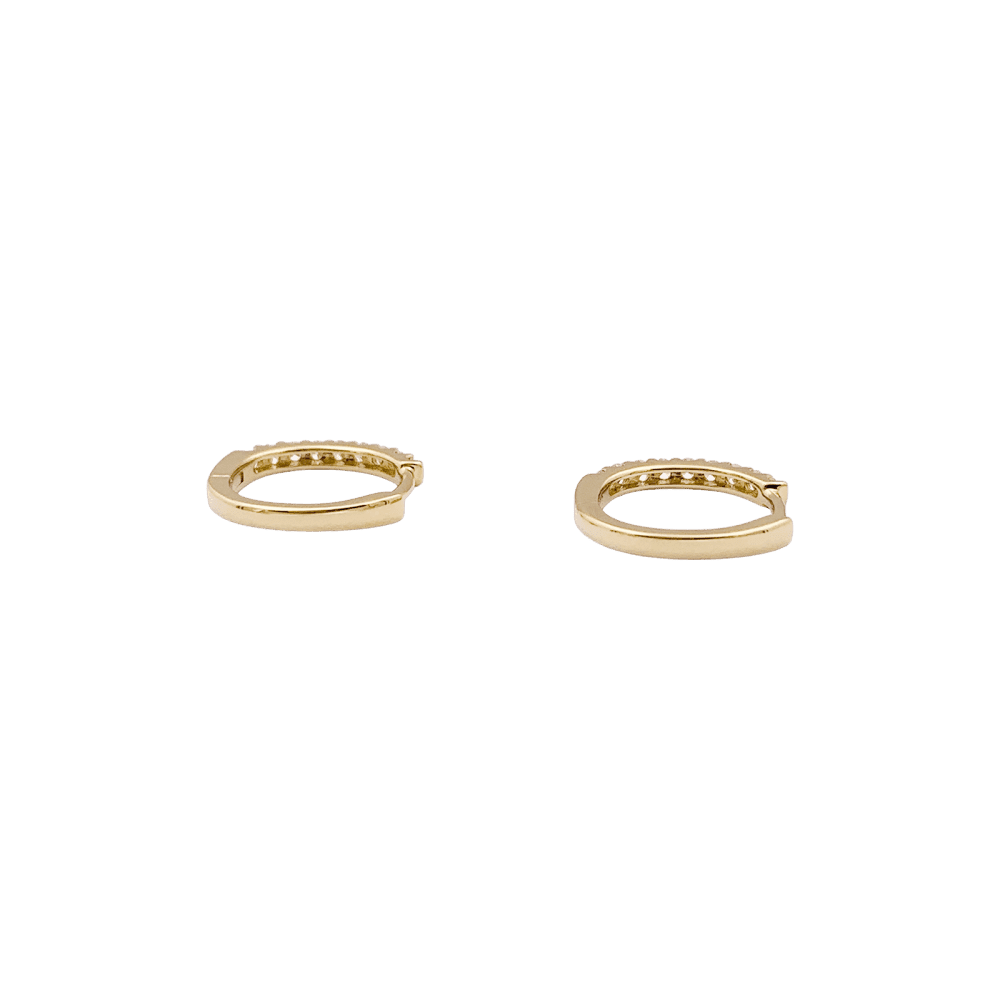 Paire de petites créoles en or jaune, diamants. 3