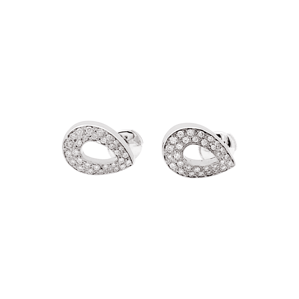 Boucles d'oreilles Piaget, or blanc et diamants.  2