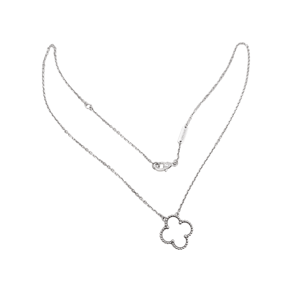 Collier Van Cleef & Arpels, "Vintage Alhambra" or blanc et nacre. 3