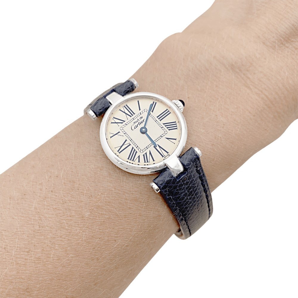 Montre Cartier, "Vendôme Must", argent, cuir. 5
