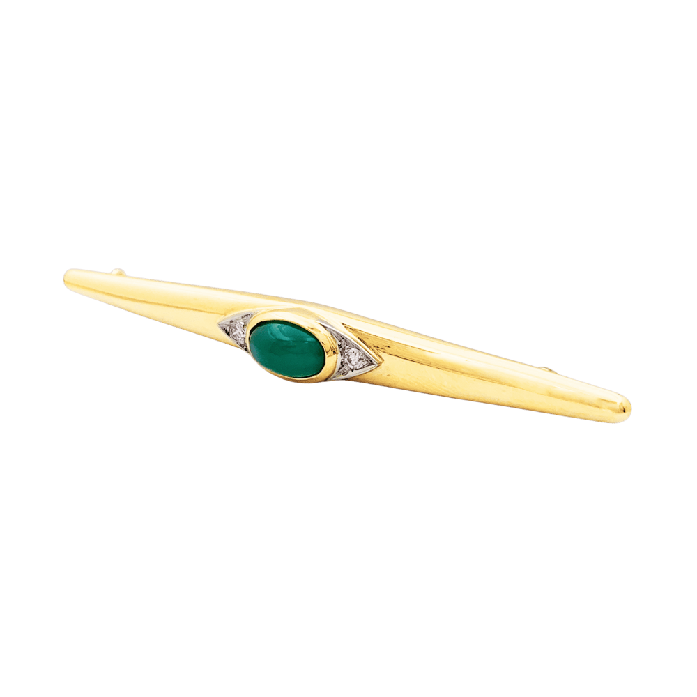 Broche Van Cleef & Arpels, or jaune, platine, chrysoprase cabochon et diamants.  2