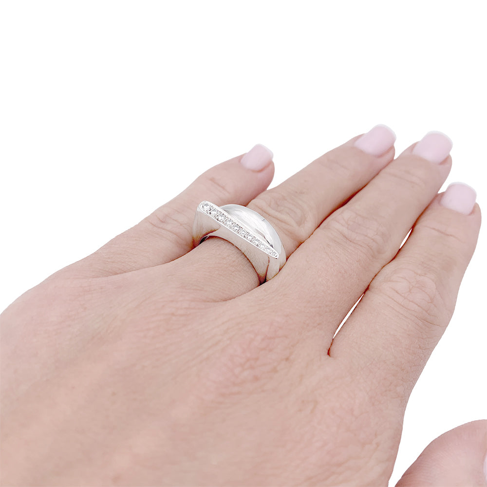 Bague Fred, "Success", en or blanc et diamants. 1