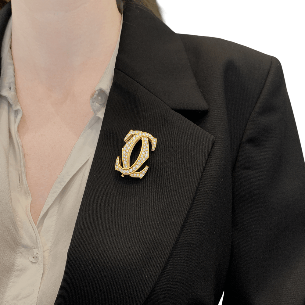 Broche Cartier, "Double C", or jaune, diamants.  7