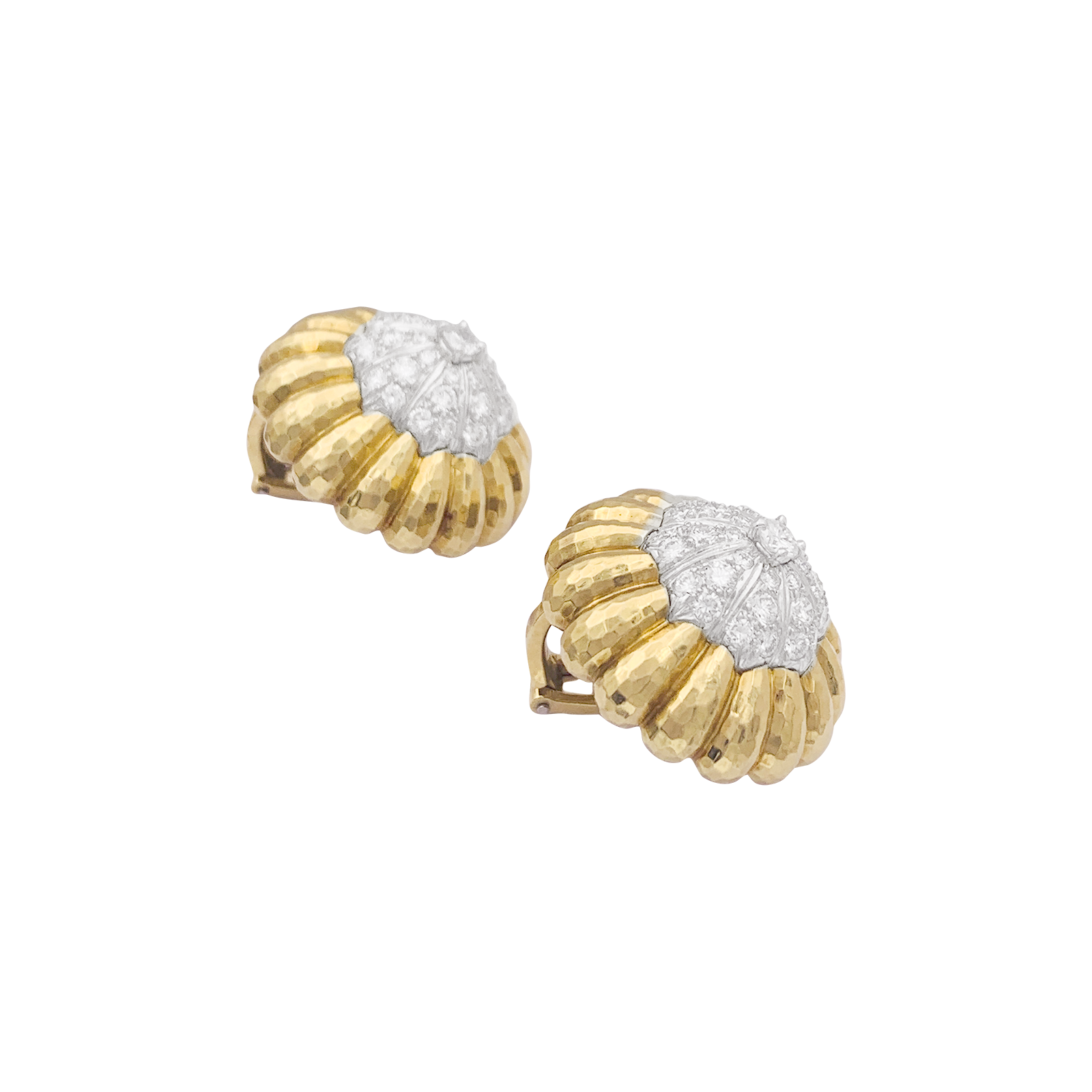 Clips d'oreilles David Webb, "Boutons", platine, or jaune, diamants. 3