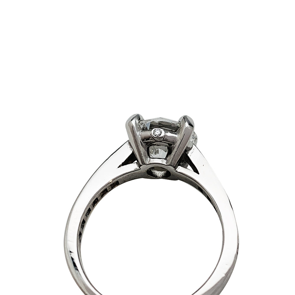 Bague platine avec diamant de 2,02 carats - Certificat HRD 2