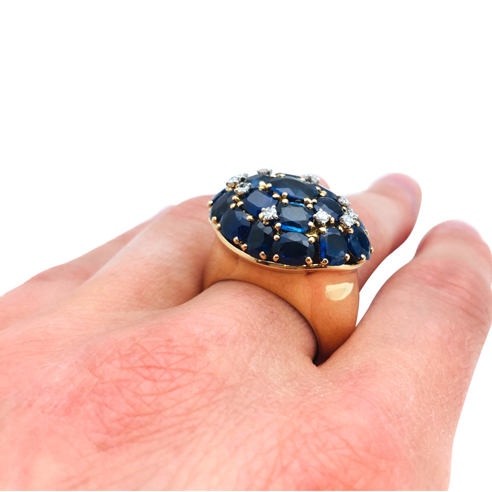 Bague en or jaune saphirs et diamants. 59 1