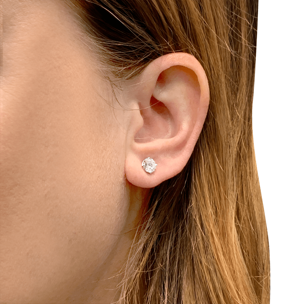 Boucles d'oreilles or blanc et diamants.  7