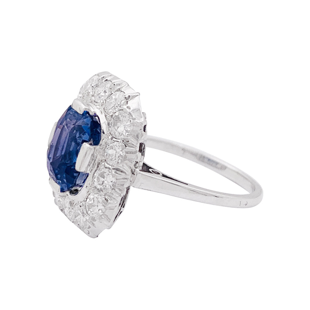 Bague "Pompadour" platine, or blanc, saphir, diamants. 4