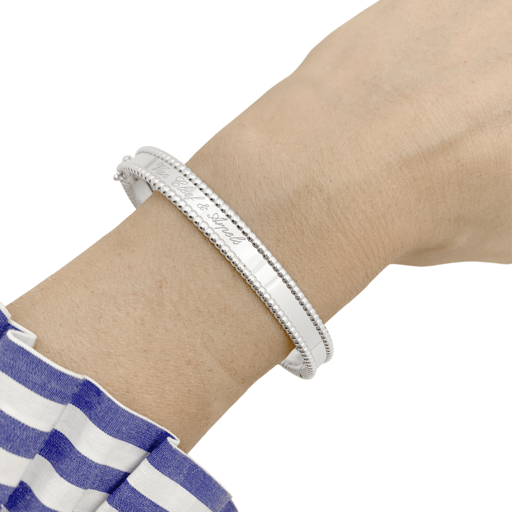 Bracelet Van Cleef & Arpels, "Perlée Signature", or blanc. 6