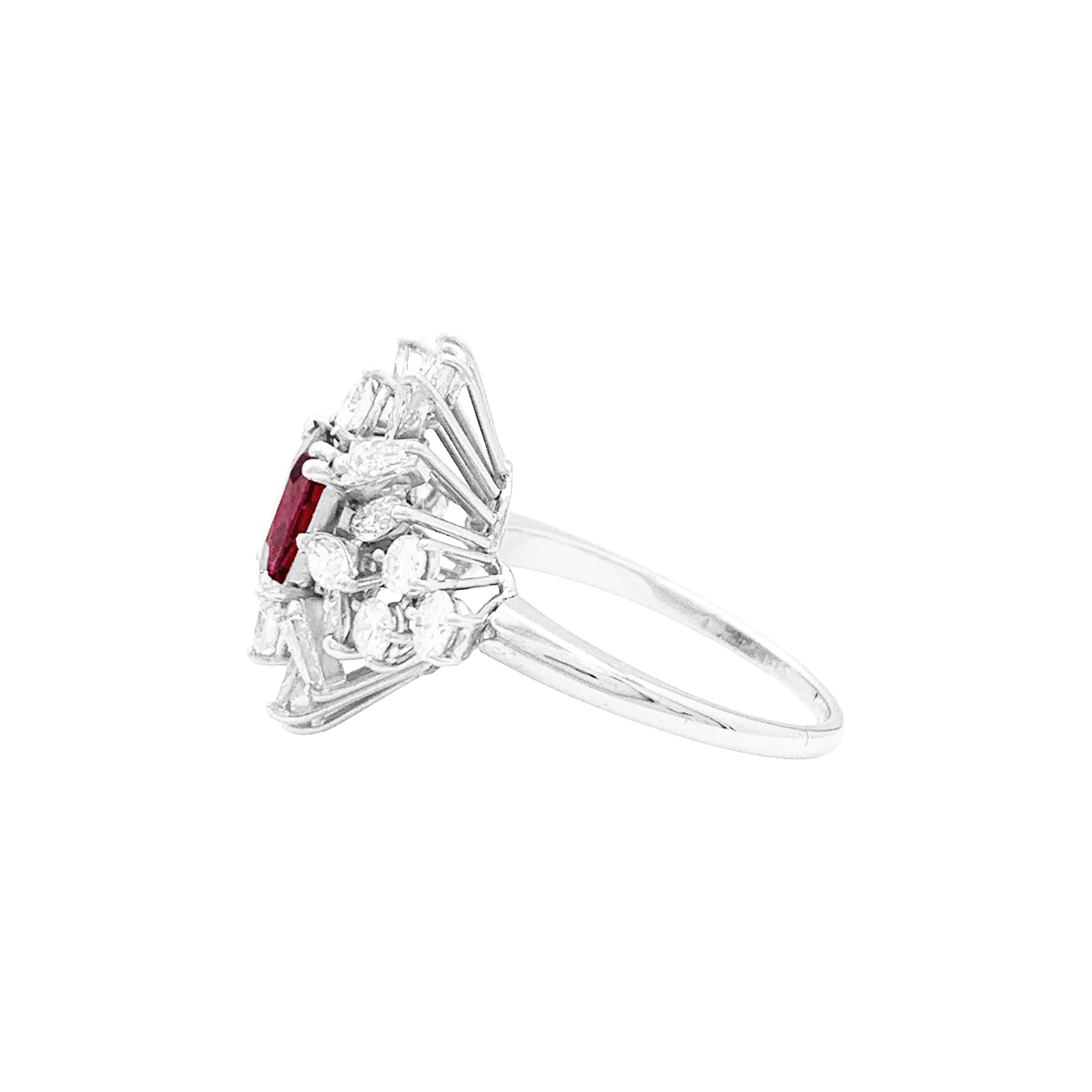 Bague jupe or blanc rubis 1,57 cts et diamants. 3