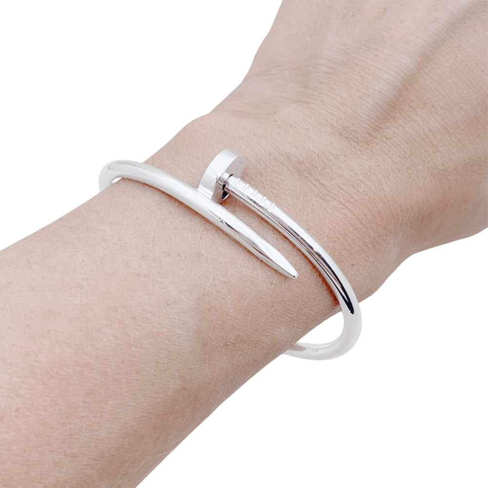 Bracelet Cartier, "Juste un Clou", or blanc. 6