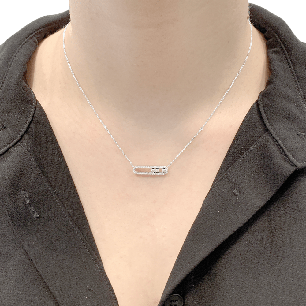 Collier Messika, "Baby Move Pavé", or blanc et diamants.  6
