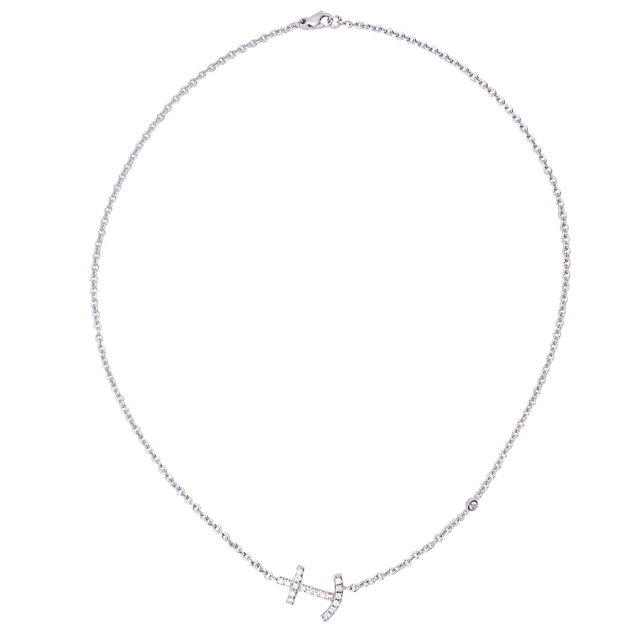 Collier or blanc et diamants. 2