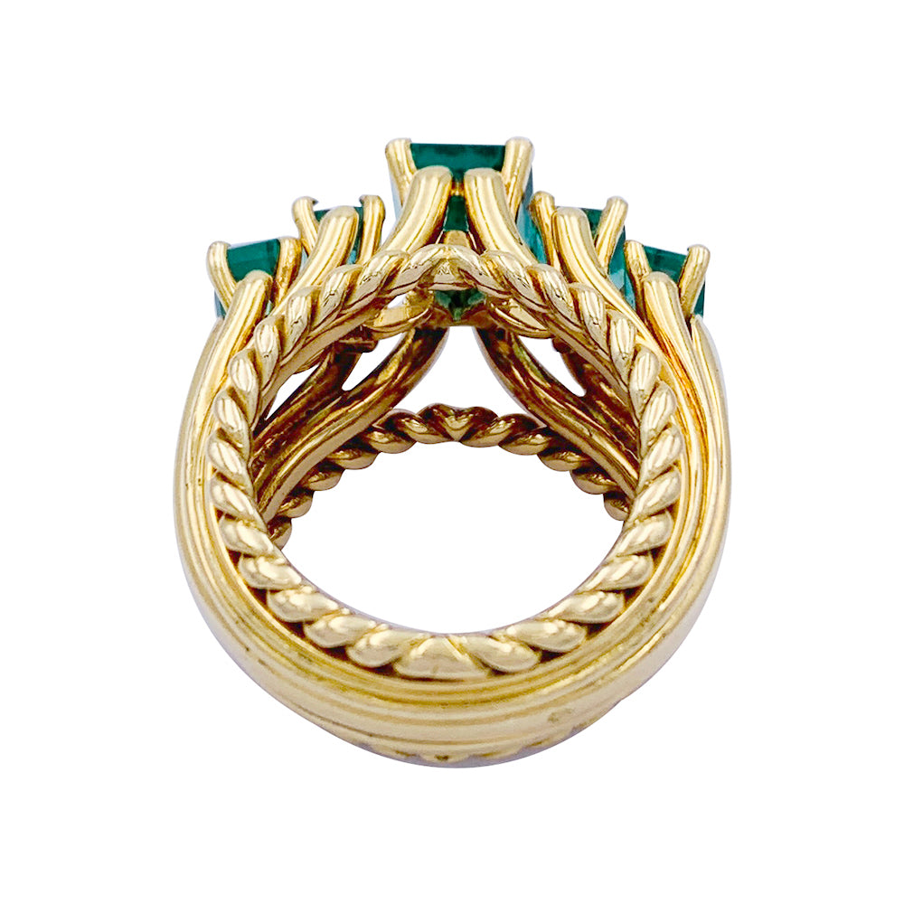 Bague vintage or jaune, émeraudes. 4