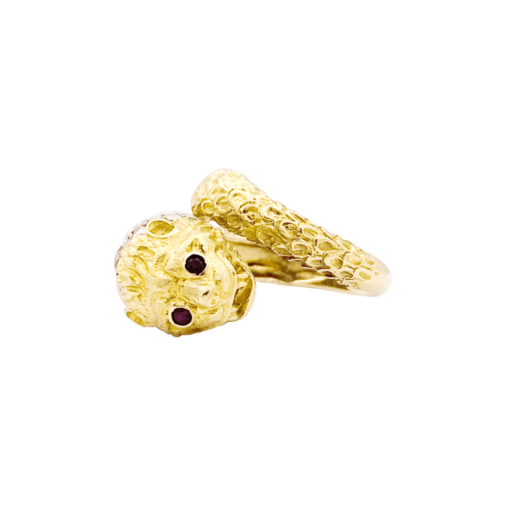 Bague LALAOUNIS, "Animal Head", deux ors, diamants et rubis.  1
