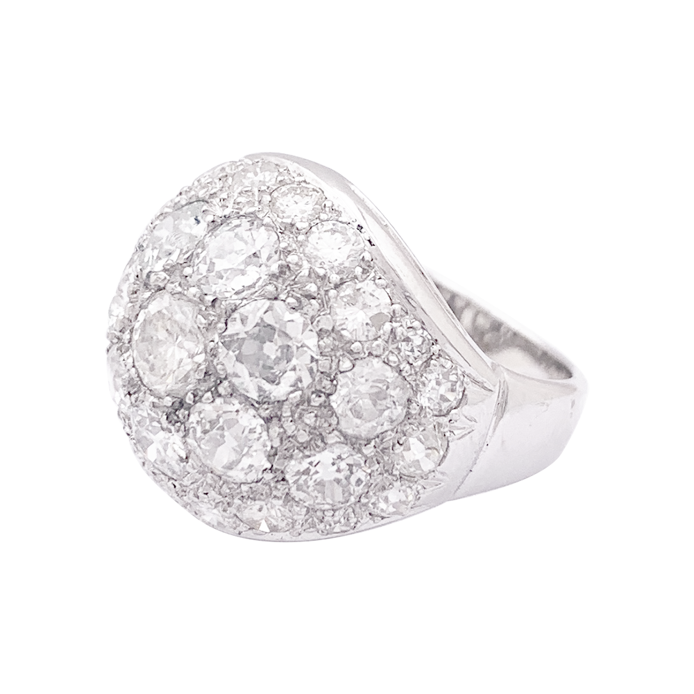 Bague pavage or blanc, diamants. 3