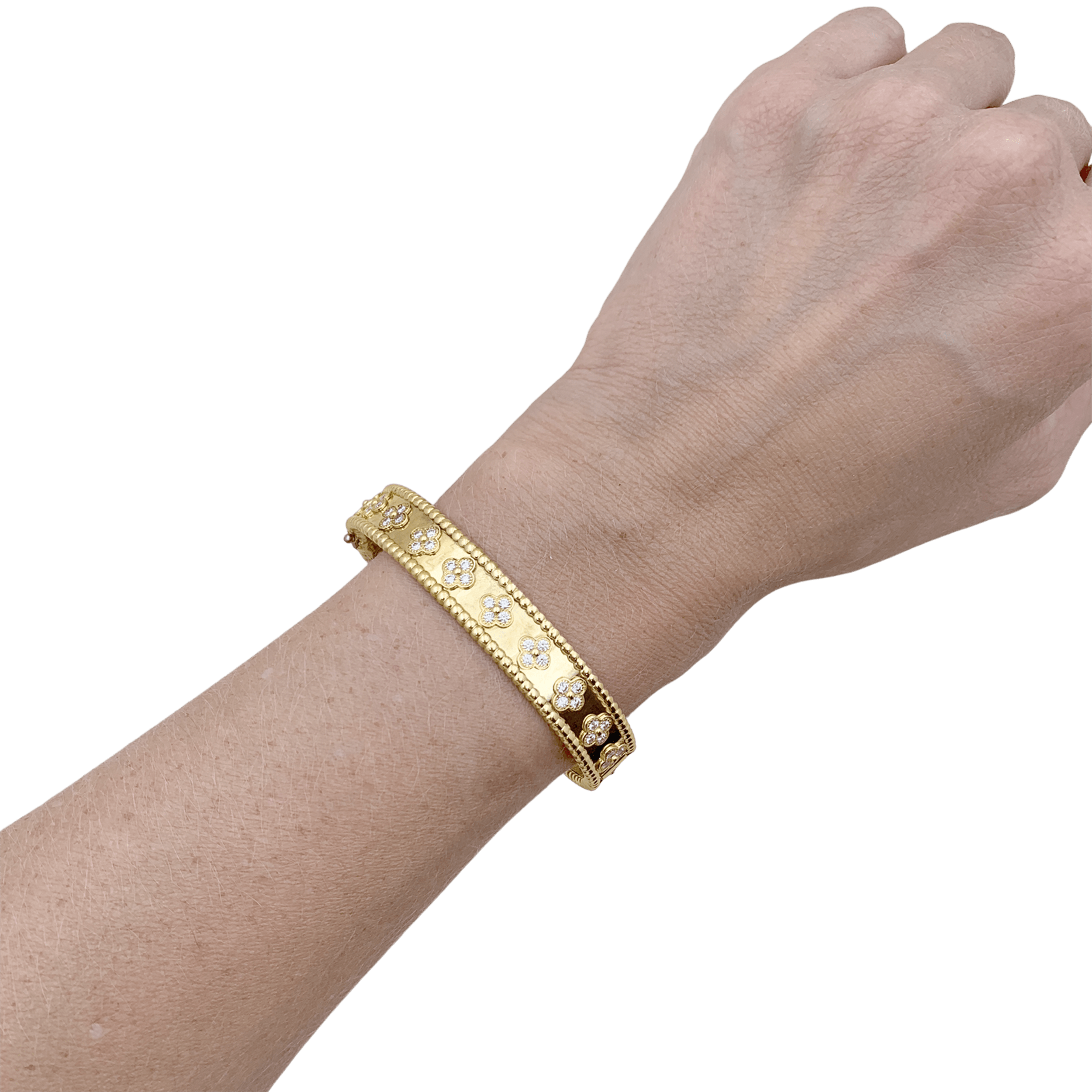 Bracelet Van Cleef & Arpels, "Perlée Trèfles", or jaune et diamants. 5