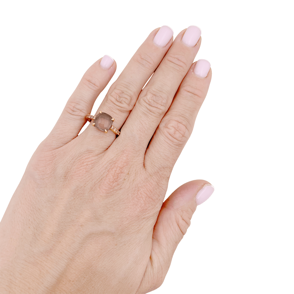 Bague Pomellato, "Baby" or rose, quartz rose et diamants bruns. 5