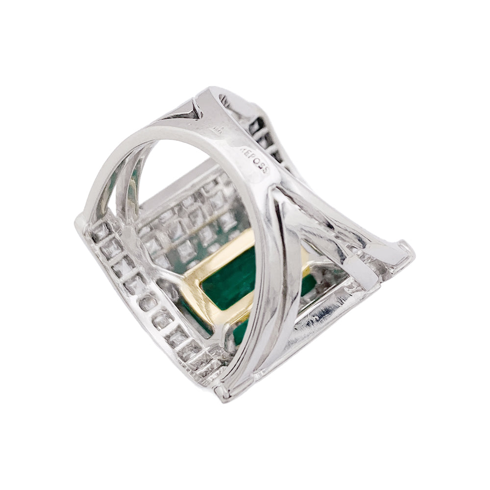 Importante bague Repossi deux ors, émeraude, diamants. 5