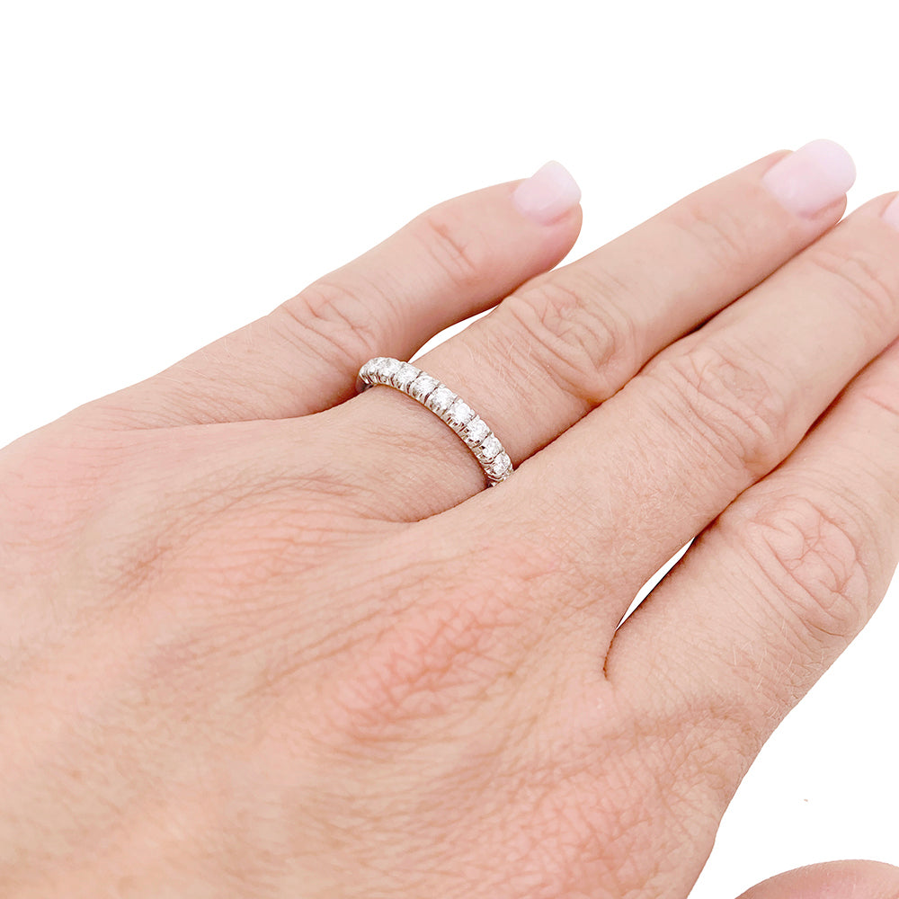 Alliance Cartier "Etincelle" platine, diamants. 5
