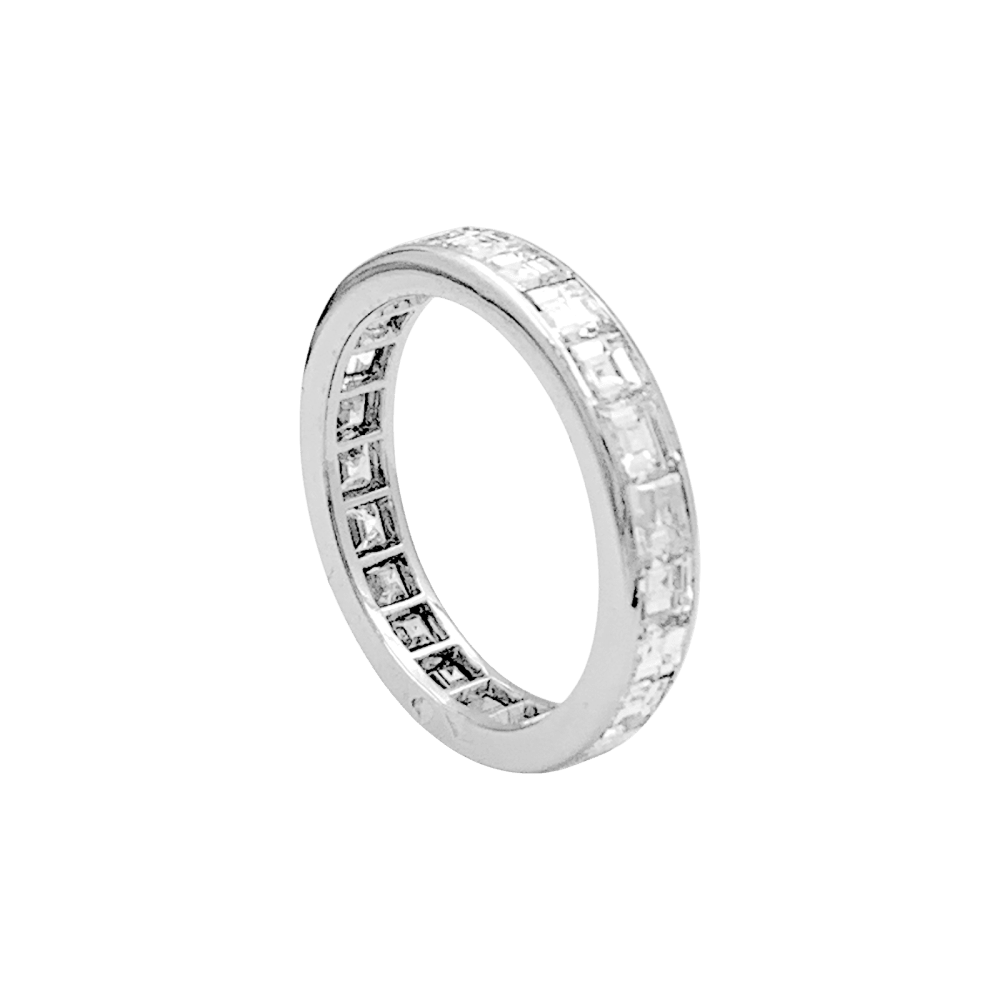 Alliance en platine et diamants. 3