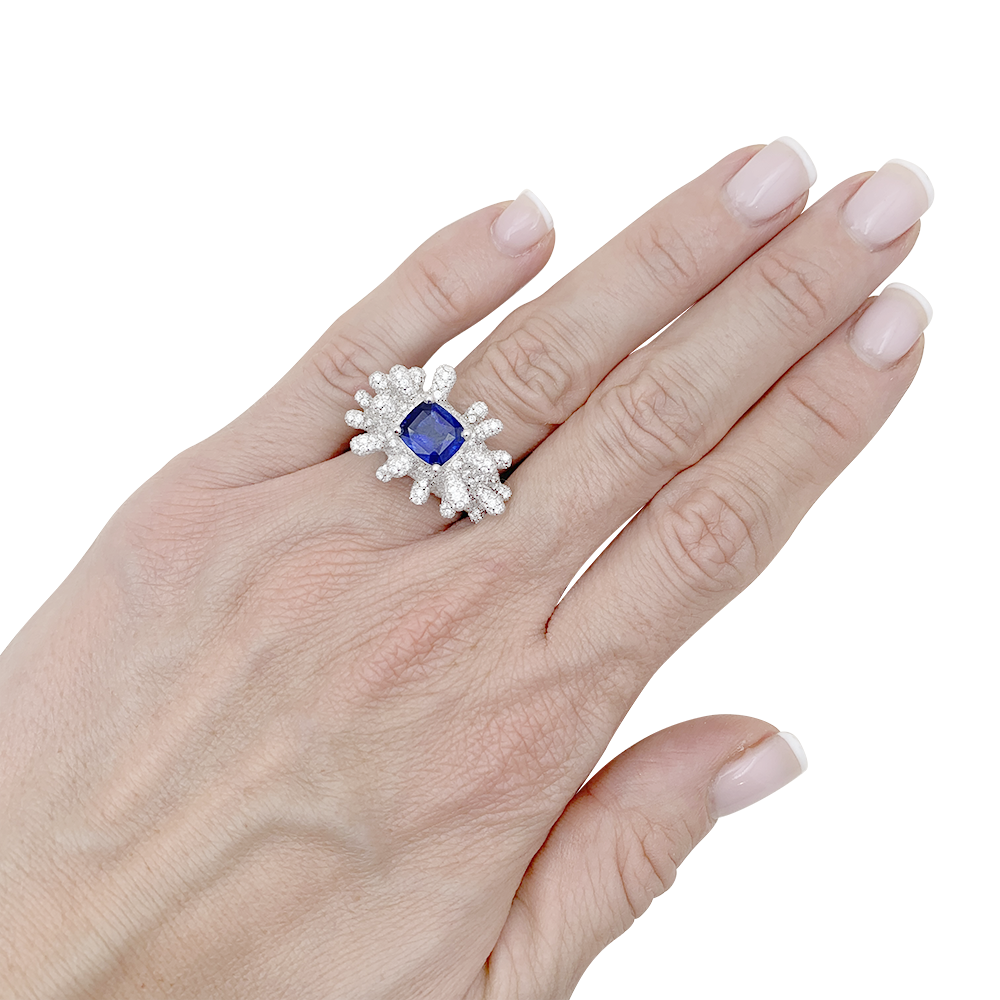 Bague or blanc, saphir et diamants. 7