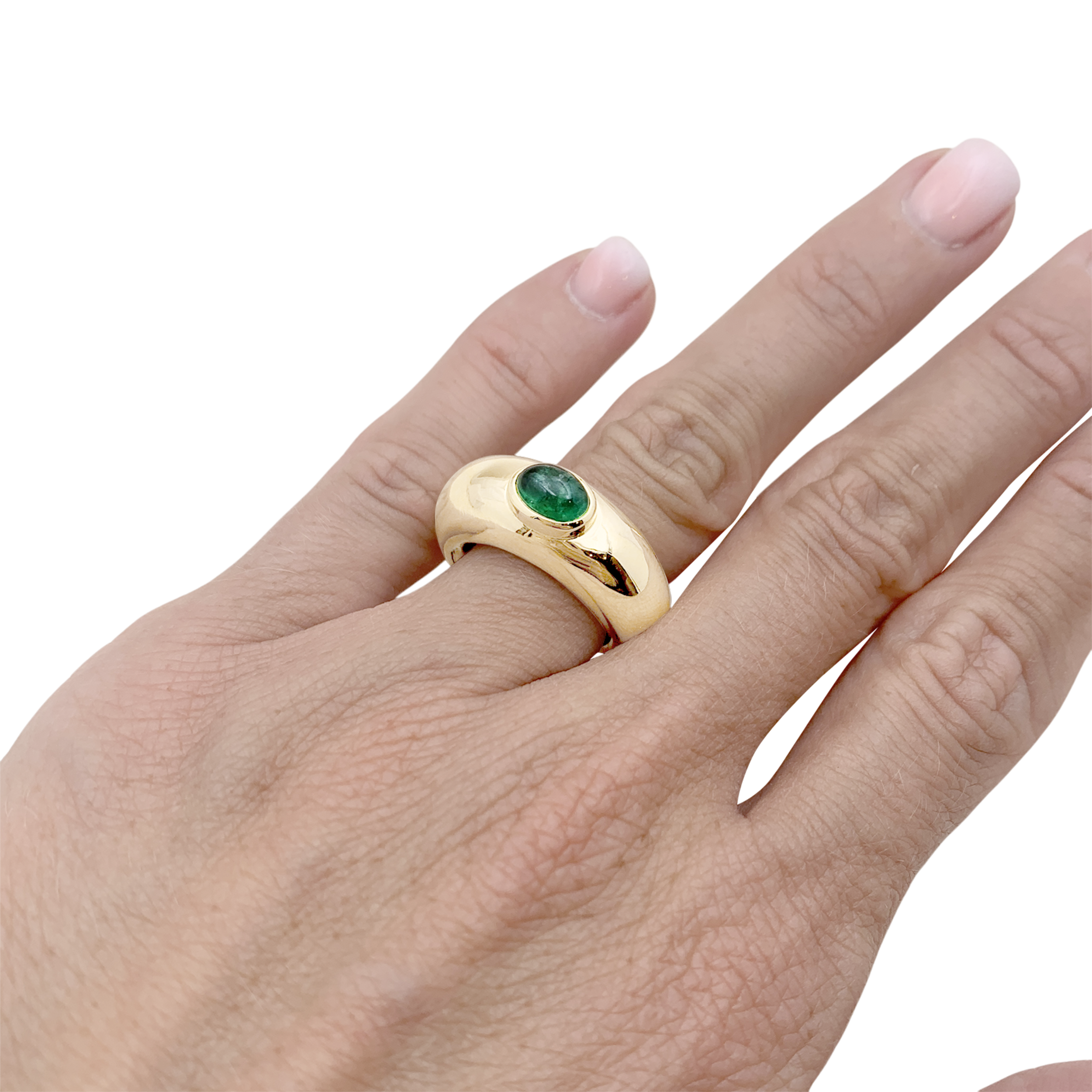 Bague Chaumet, "Anneau" or jaune et émeraude.  6