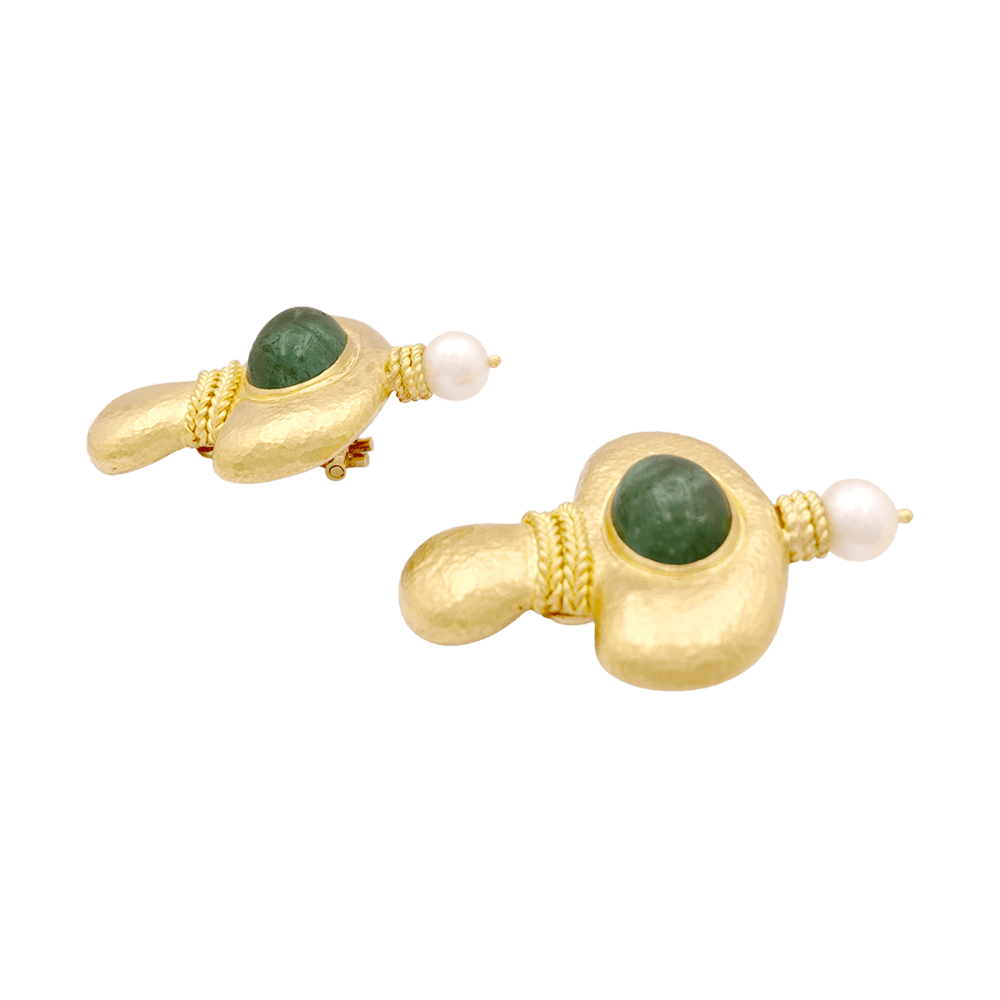 Boucles d'oreilles en or jaune 22kt martelé, tourmalines vertes et perles. 3