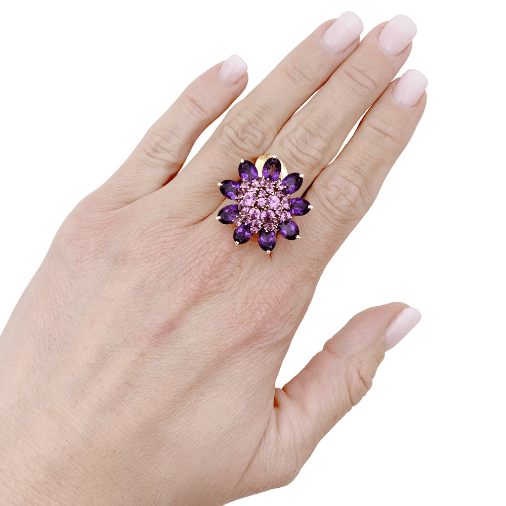 Bague Van Cleef & Arpels, "Fleurs d'Hawaï", or jaune, améthyste, saphirs roses. 7