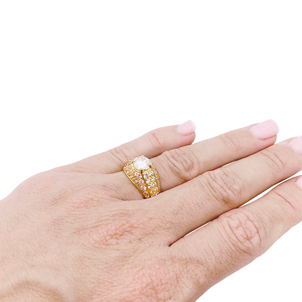 Bague or jaune, diamants. 6