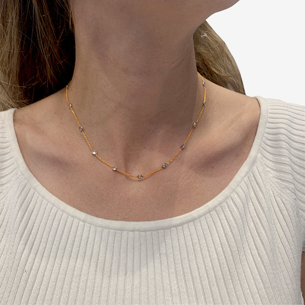 Collier gouttière 2 ors 750/000 serti de 16 diamants 2,53 carats 7