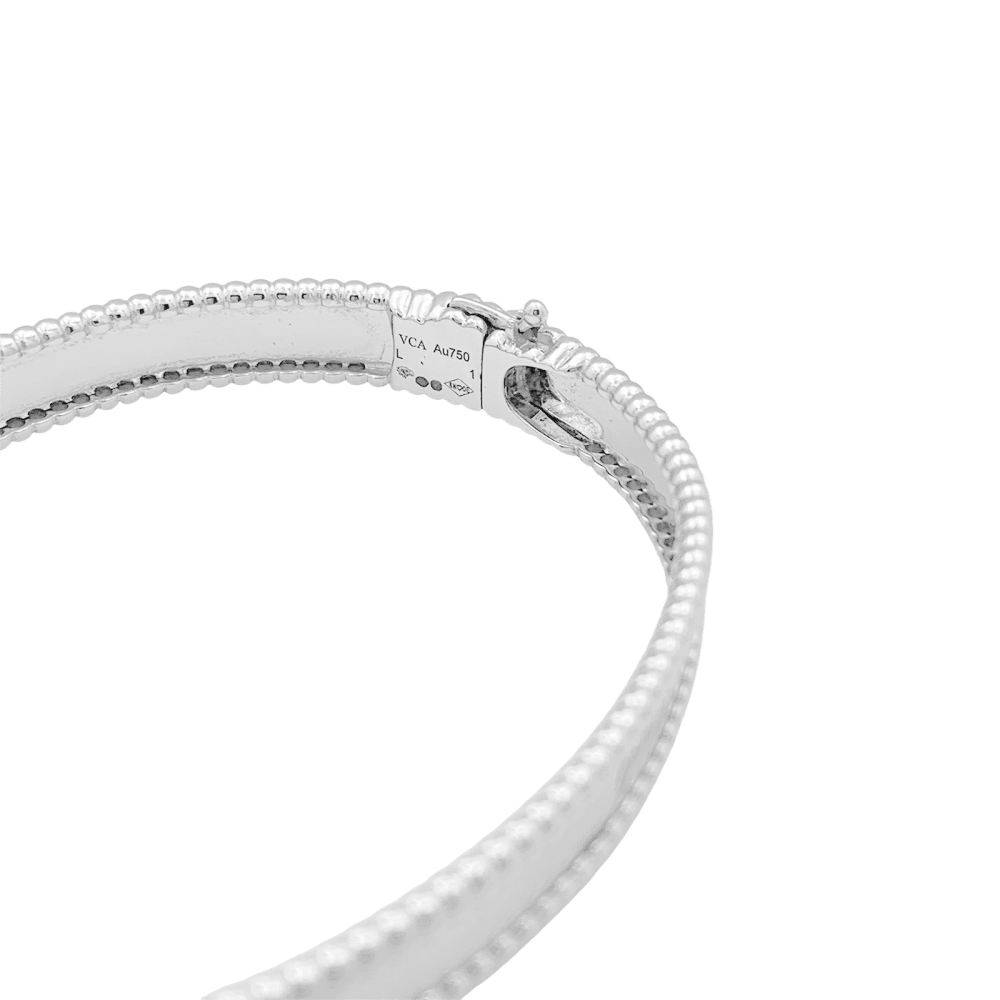 Bracelet Van Cleef & Arpels, "Perlée Signature", or blanc. 3