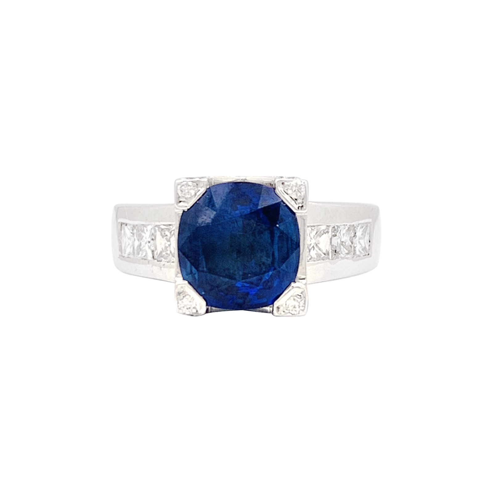 Bague or blanc, saphir, diamants. 3