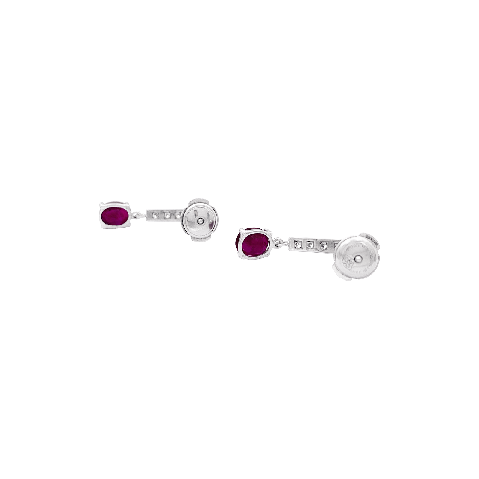 Pendants d'oreilles or blanc, diamants et rubis. 3