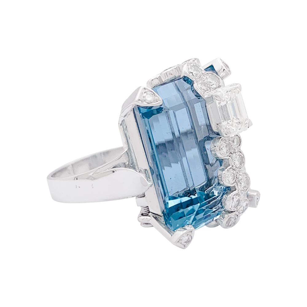Bague cocktail aigue-marine, diamants, or blanc. 3