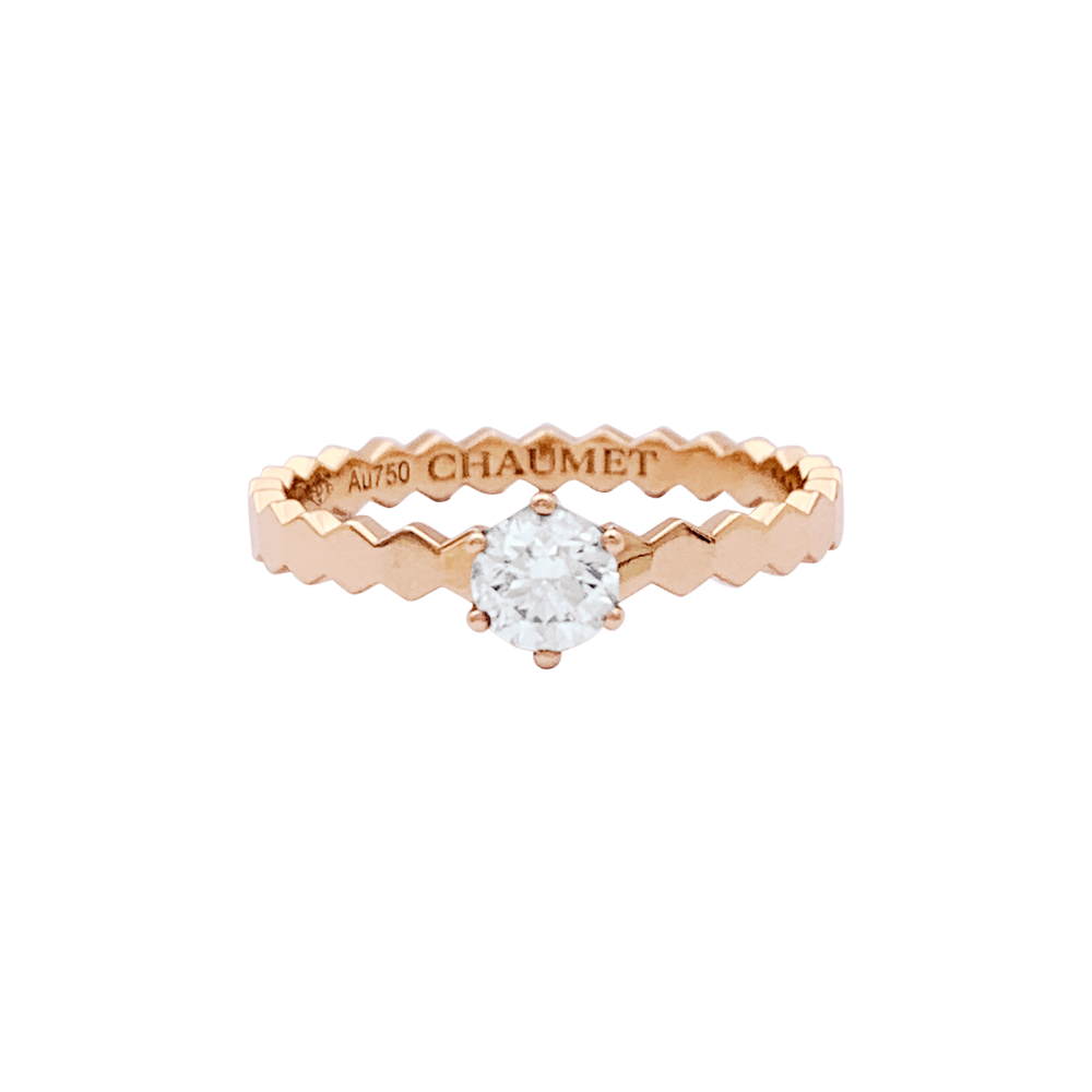 Bague CHAUMET "Bee" en or rose et diamant. 1