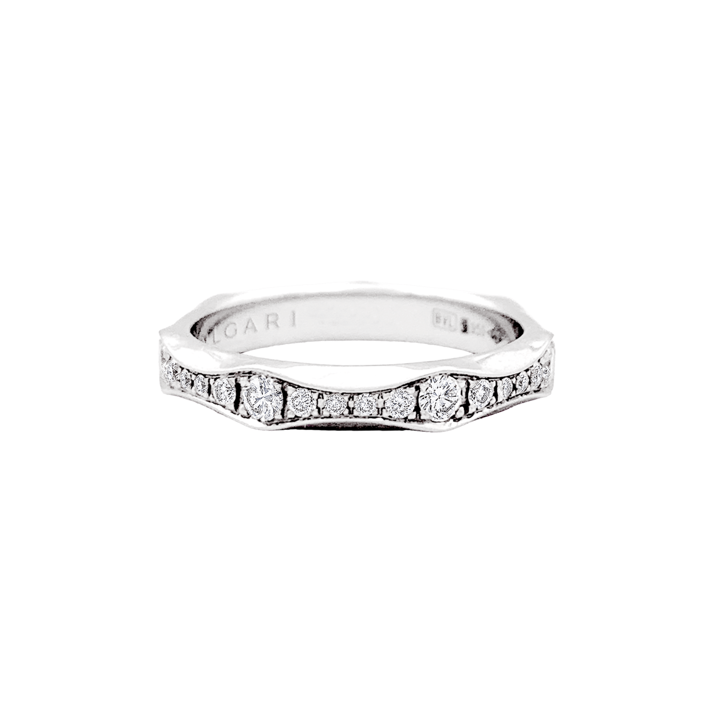 Bague Bulgari, "Infinito" en platine et diamants.  2