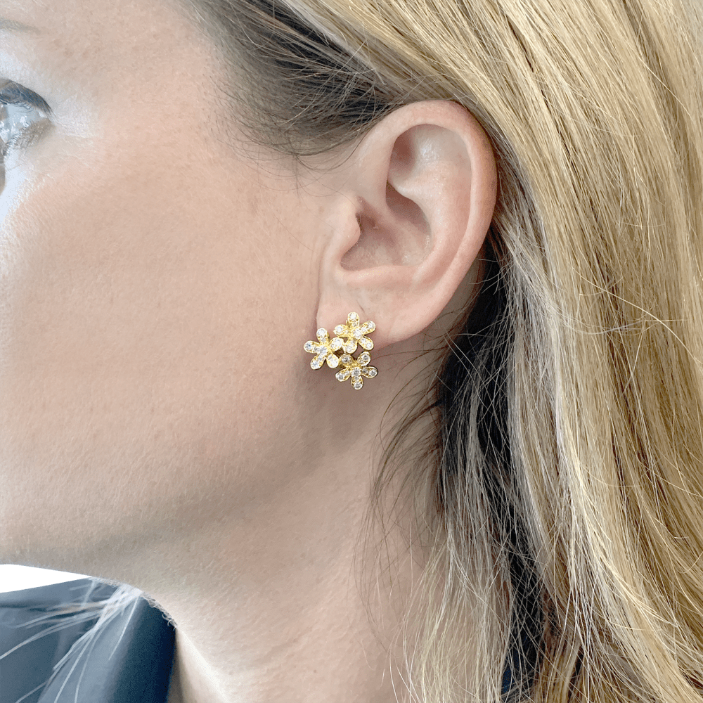 Boucles d'oreilles Van Cleef & Arpels, "Socrate", or jaune, diamants.  7