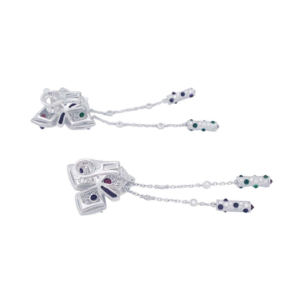 Boucles d'oreilles signées Cartier "Caresse d'Orchidée". 1
