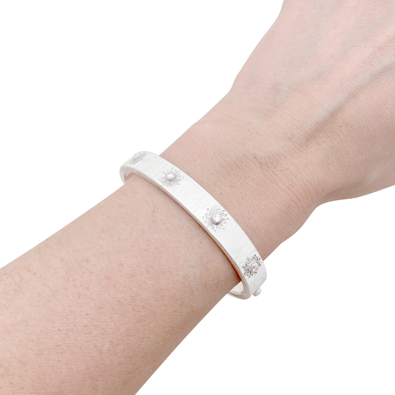 Bracelet Buccellati "Macri Classica" or blanc, diamants. 6