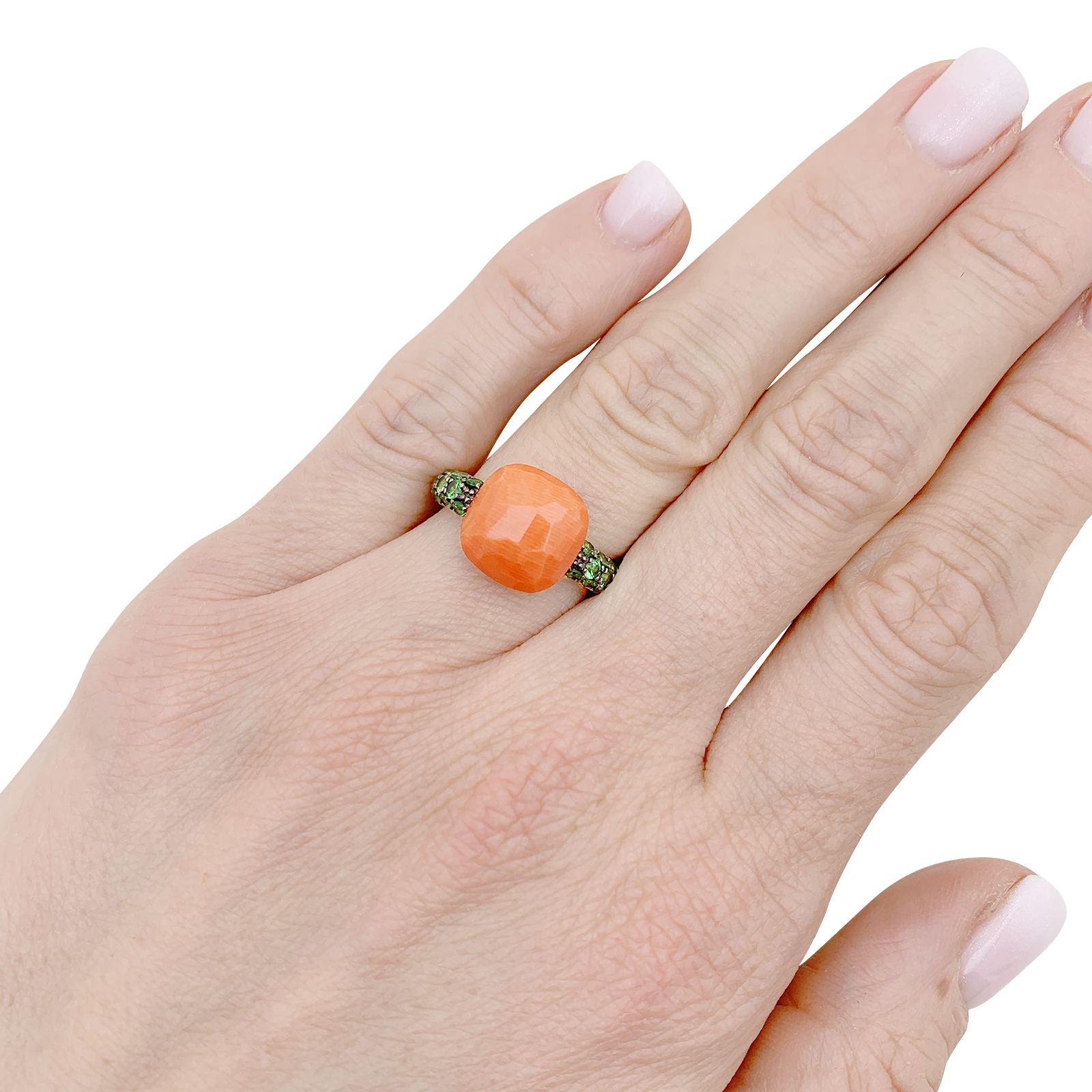 Bague Pomellato "Capri" en or rose, corail et tsavorites. 7