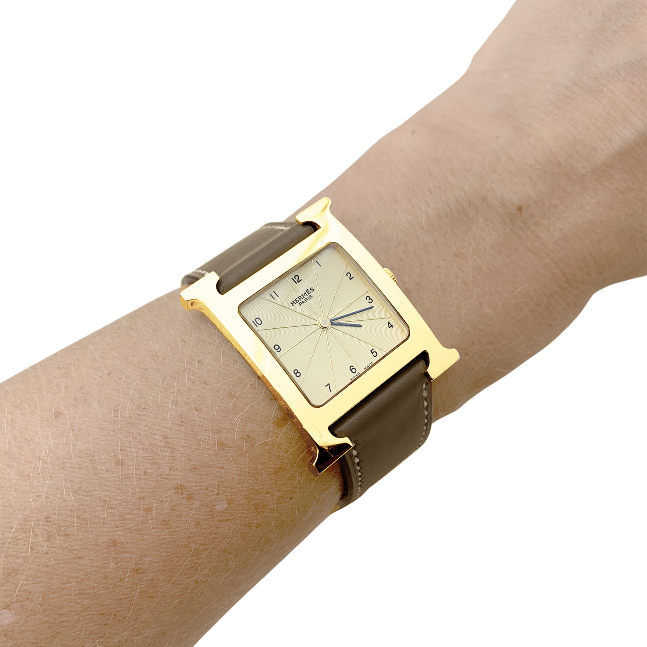Montre Hermès, "Heure H", plaqué or, acier.  7