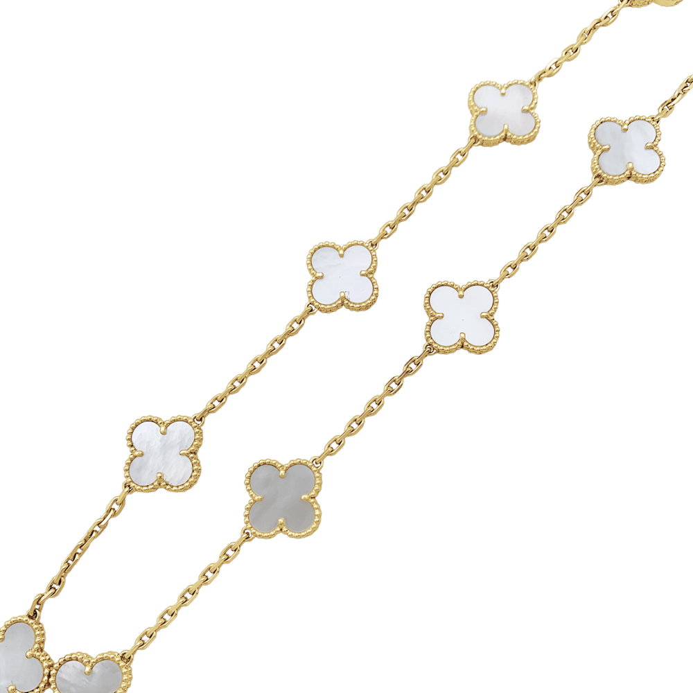 Collier Van Cleef & Arpels, "Vintage Alhambra", or jaune et nacre.  4