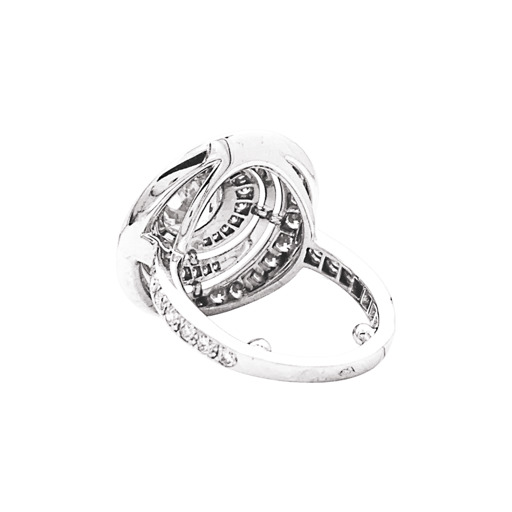 Bague Boucheron, "Idylle", or blanc et diamants. 4