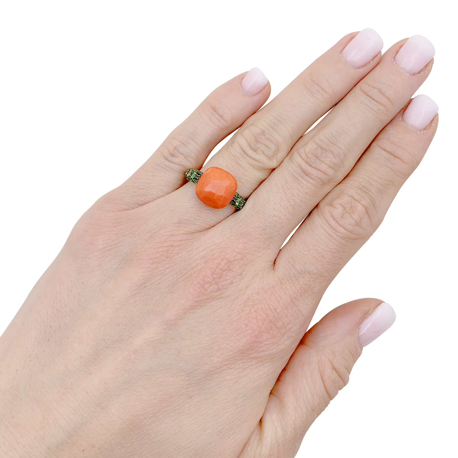 Bague Pomellato "Capri" en or rose, corail et tsavorites. 6