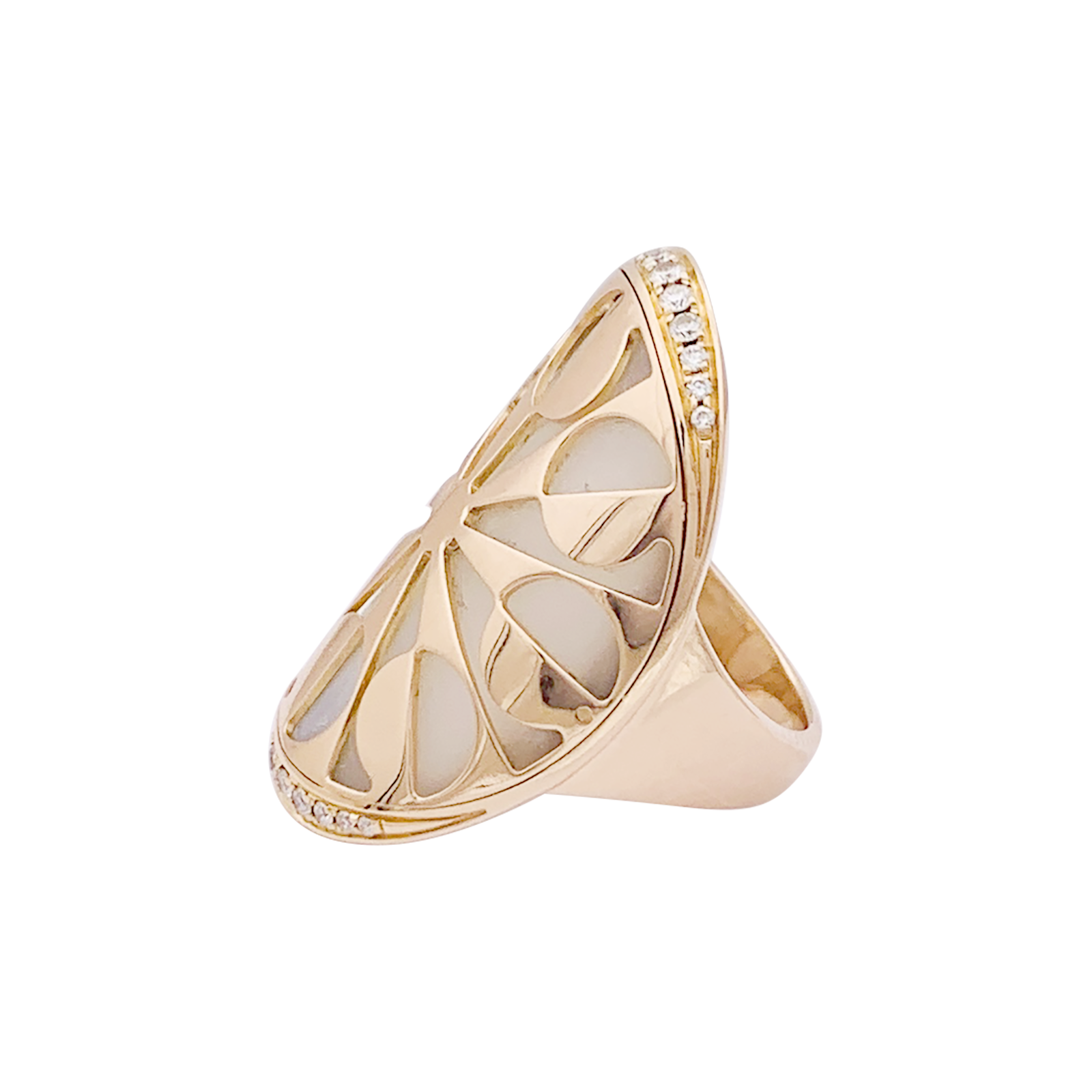 Bague Bulgari "Intarsio" or rose, nacre, diamants. 6