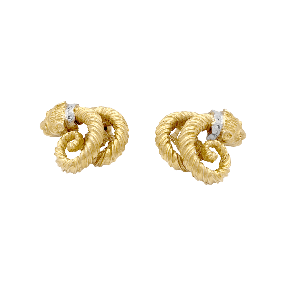 Boucles d'oreilles Zolotas, « Tête de Lion » deux ors, diamants et rubis. 4