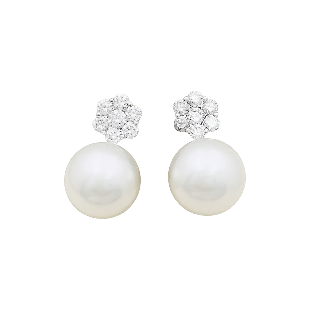 Boucles d'oreilles perles et diamants. 1