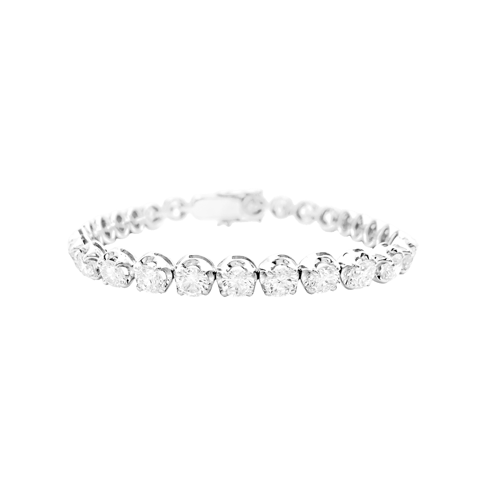 Bracelet ligne, or blanc et diamants.  1